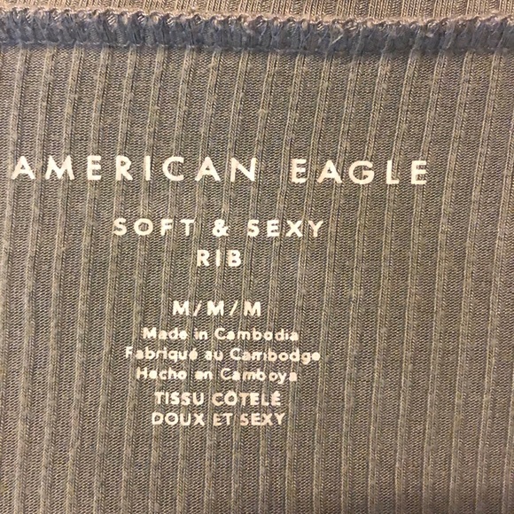 American Eagle Olive green long sleeve - Picture 3 of 4